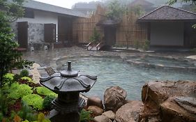 Onsen At Moncham
